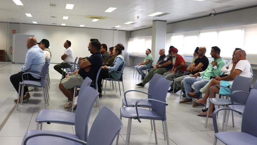 Veinte condenados por una red de bodas de conveniencia eluden ingresar en prisión