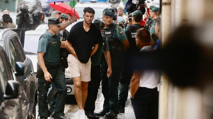 La víctima de Rafa Mir: &quot;Le conté a la policía local cómo me había violado&quot;