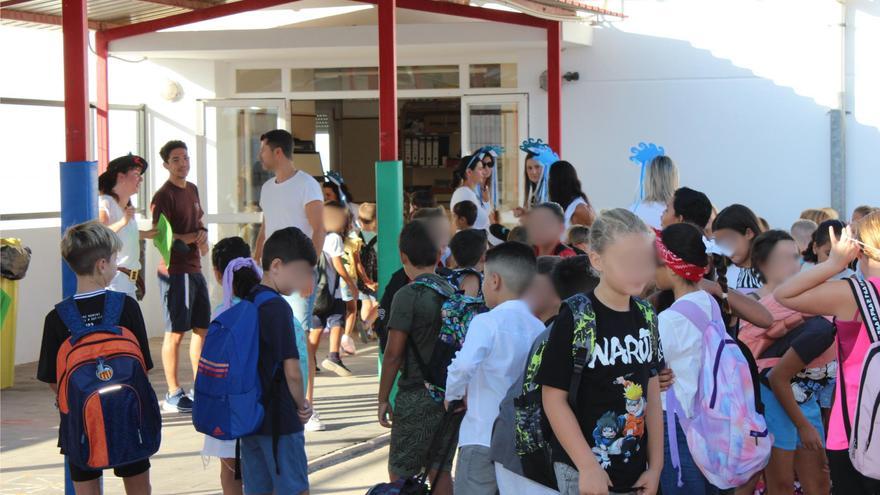 Escolares y obras conviven en el colegio Santa Maria Magdalena de Benitatxell, que inicia un curso atípico