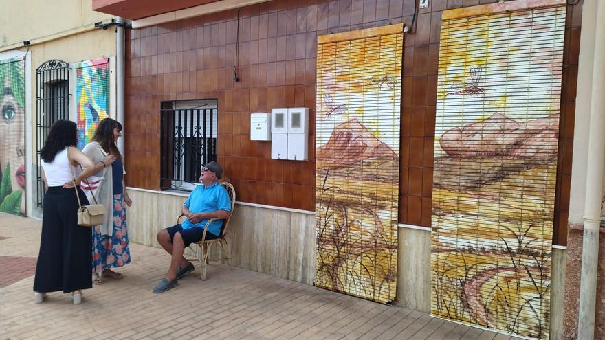 Arte con muy buen rollo: vuelve a Els Poblets &quot;Persianes amb Art&quot;