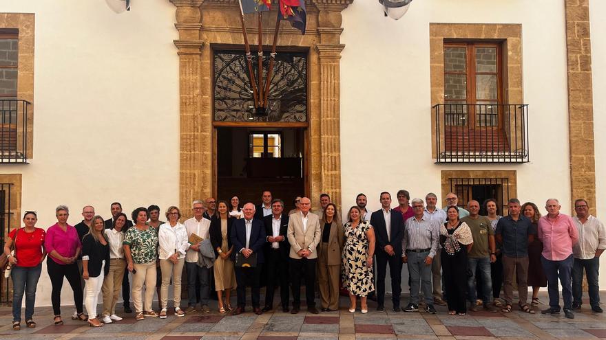 La Marina Alta firma en Xàbia un acuerdo por el empleo y el desarrollo local