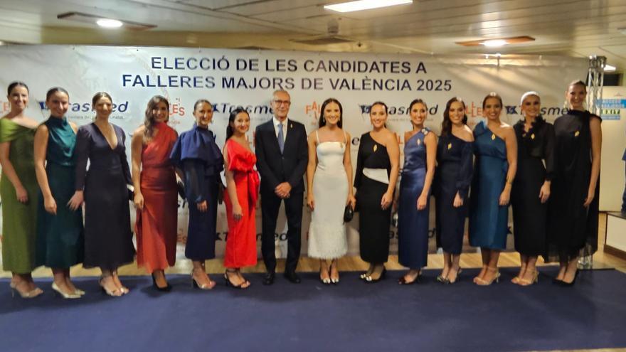 Comienza la experiencia de las candidatas a fallera mayor en Ibiza