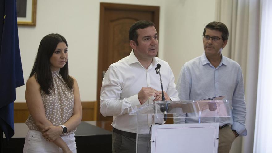 Ontinyent celebra el reconocimiento oficial a sus fiestas de Moros y Cristianos