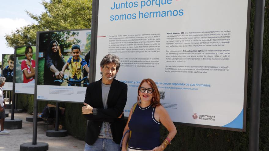 Aldeas Infantiles SOS inaugura a València la exposició ‘Junts perquè som germans’