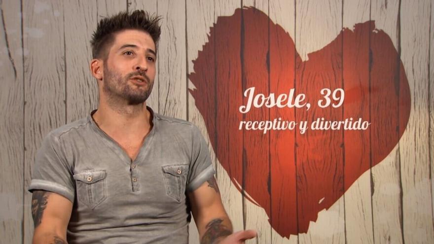 Josele deja impactada a su cita en First Dates: &quot;Me he tenido que poner pañuelos en los sobacos para el sudor&quot;