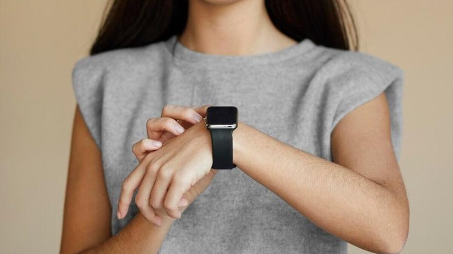 Este smartwatch que triunfa por su diseño y fácil uso tiene un 80% de descuento (y otros 33 chollazos)