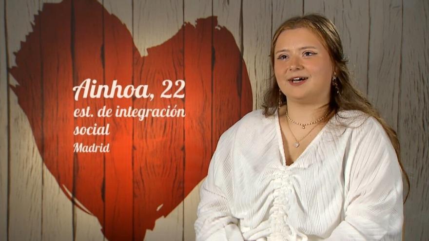 Ainhoa en First Dates: &quot;Voy a acabar monja, como dice mi madre&quot;