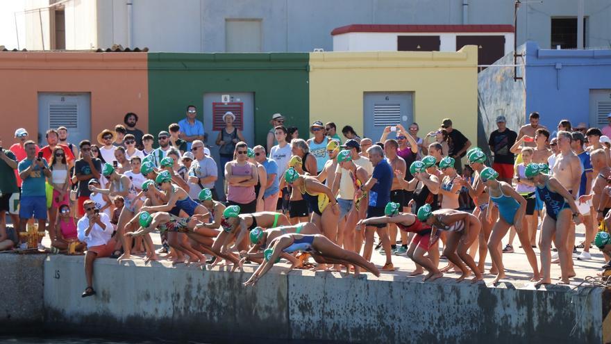 Así fue la peculiar Travesía a Nado de 2024