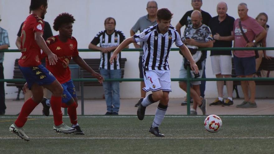 El Atlético Saguntino confía en una buena racha para pelear por la cabeza