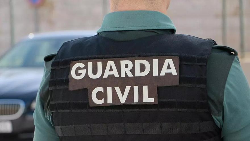 Muere un joven de 30 años al salirse de la vía con su moto en Montanejos