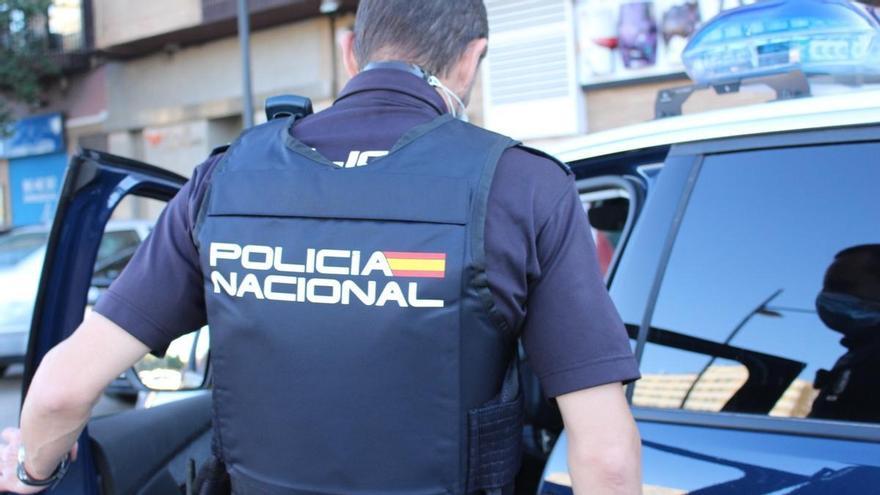 Desarticulan una mafia que estafaba con la venta de citas falsas para trámites de extranjería