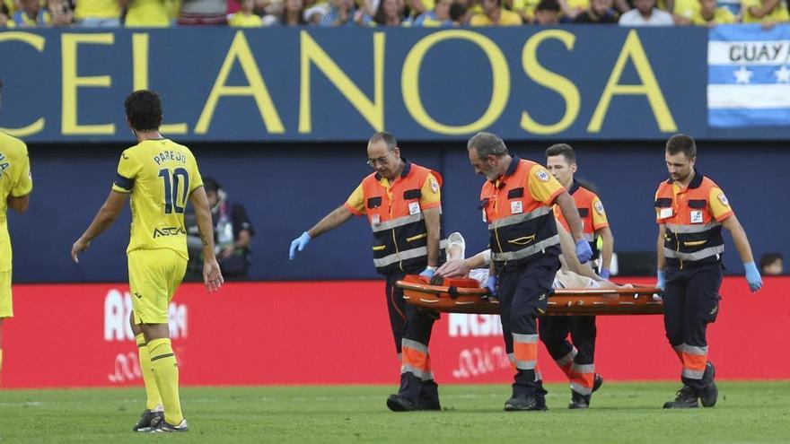 Ter Stegen podría tener roto el tendón rotuliano de su rodilla derecha y se despediría de la temporada